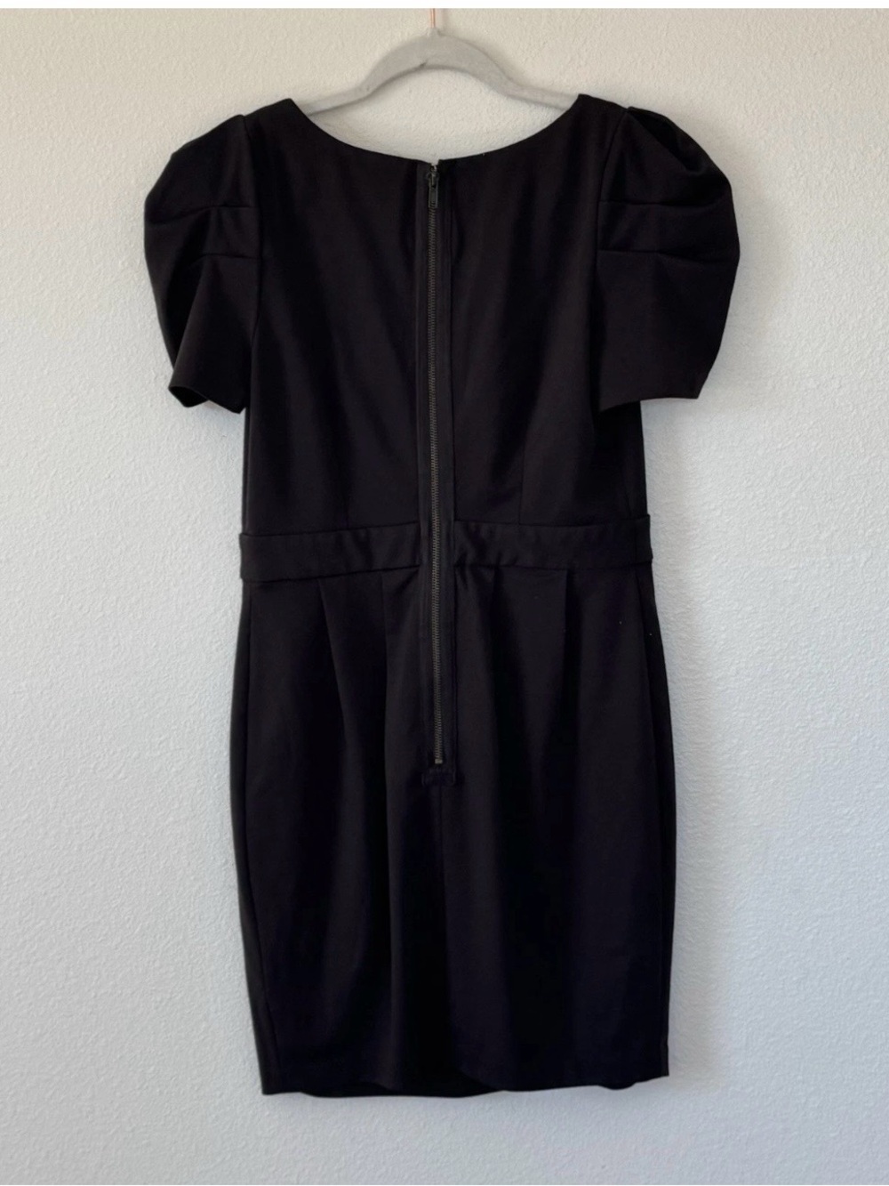 Forever 21 Black Pleated Waist Puff-Sleeve Mini Dress - Picture 4 of 10